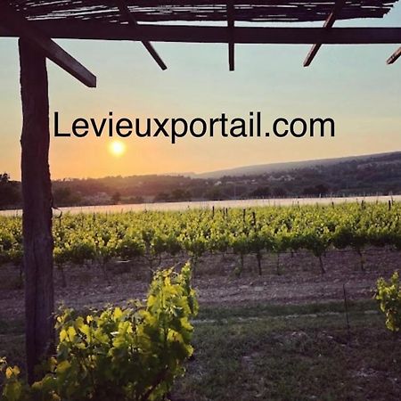 Le Vieux Portail Saint-Saturnin-d'Apt Exterior foto