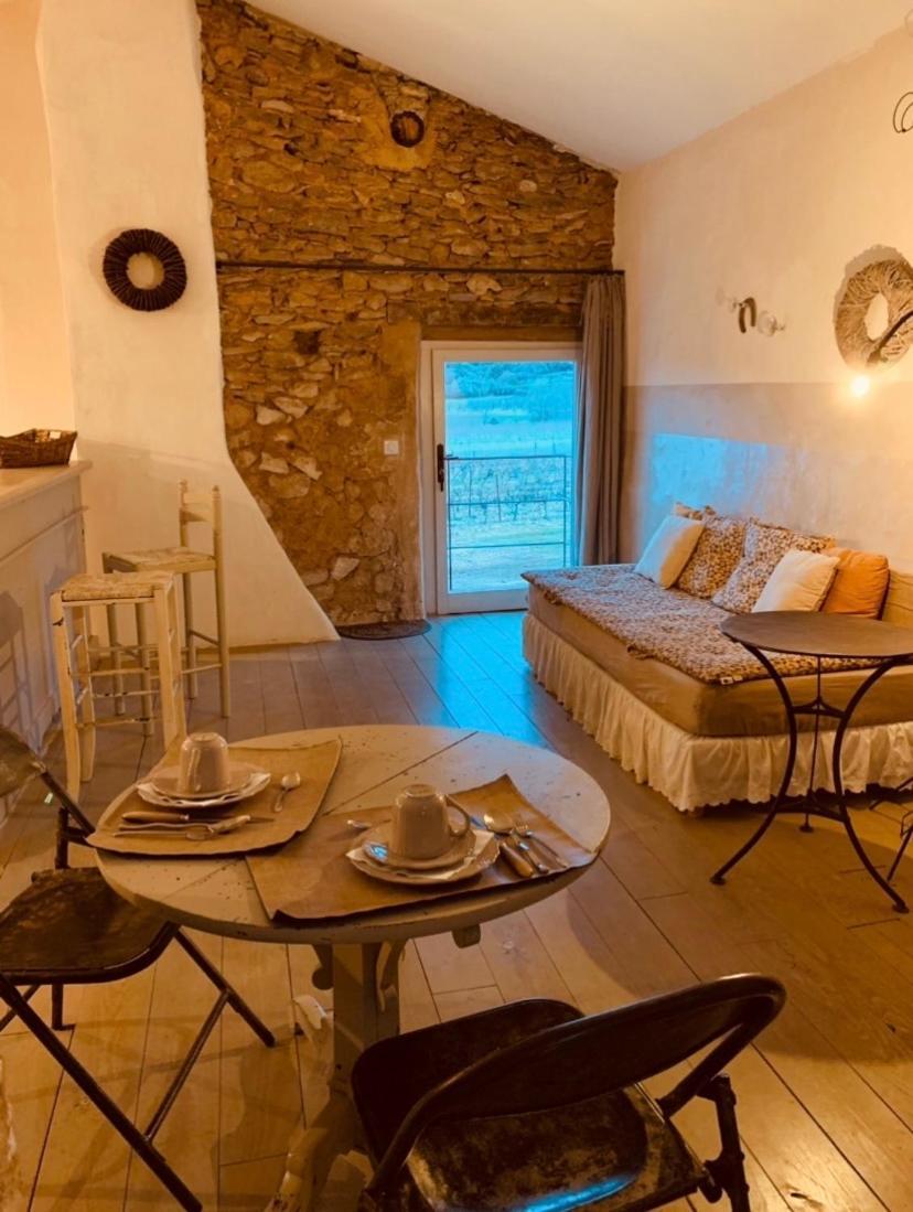 Le Vieux Portail Saint-Saturnin-d'Apt Exterior foto
